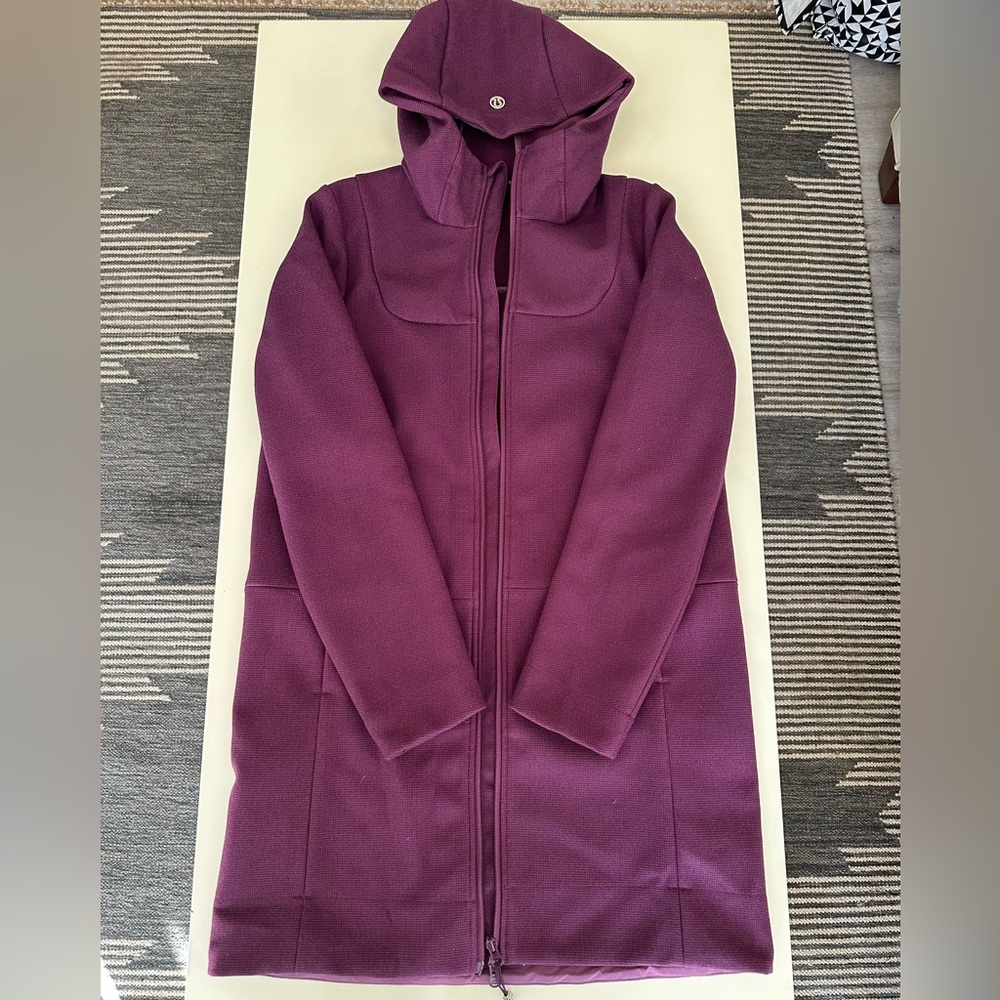 Maroon Lululemon Rain shell size 8